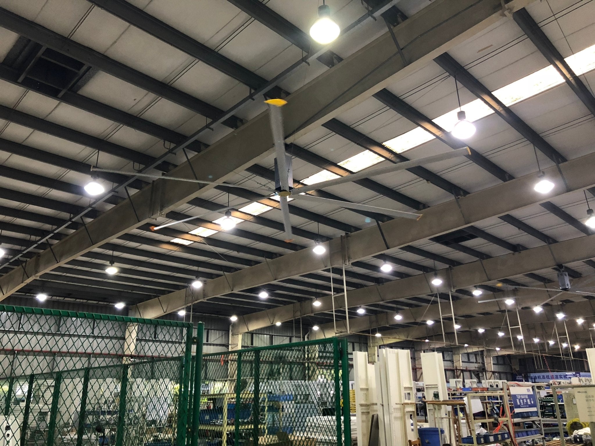 HVLS Ceiling Fans: Reducing Humidity for Improved Comfort